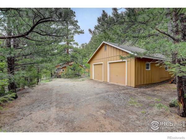 Lyons, CO 80540,611 Riverside DR