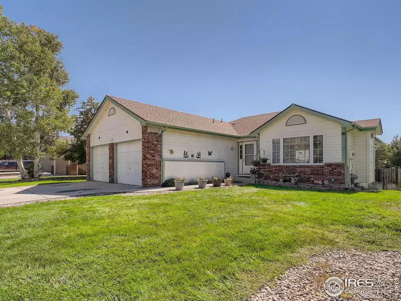 700 Country Acres DR, Johnstown, CO 80534