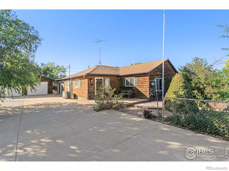 621 Grape ST, Hudson, CO 80642