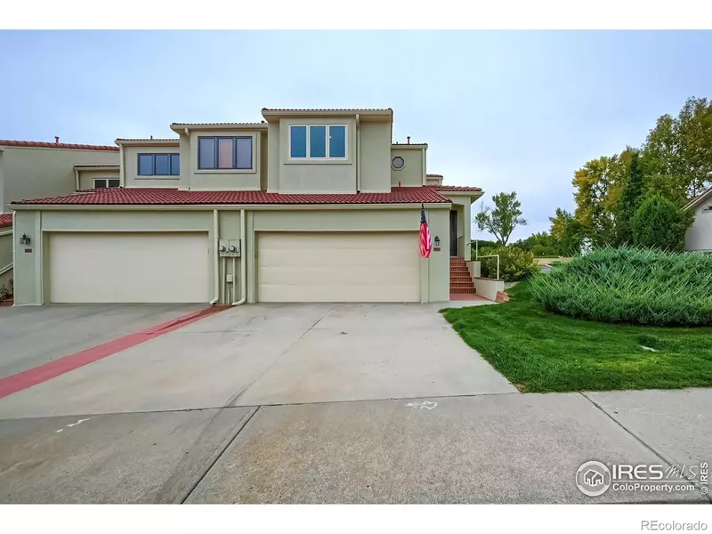 2040 Vista DR, Loveland, CO 80538