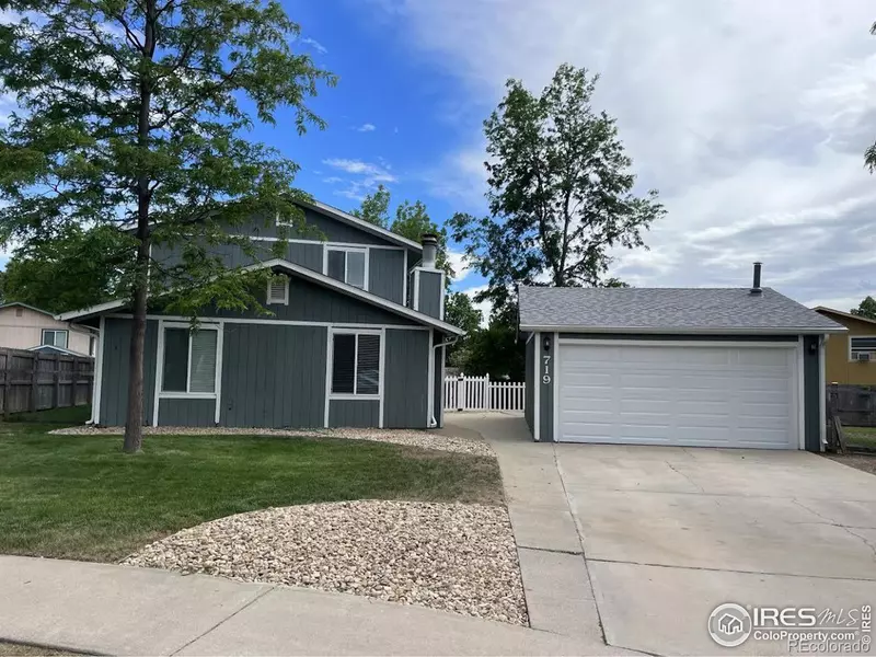 719 Sage PL, Longmont, CO 80504