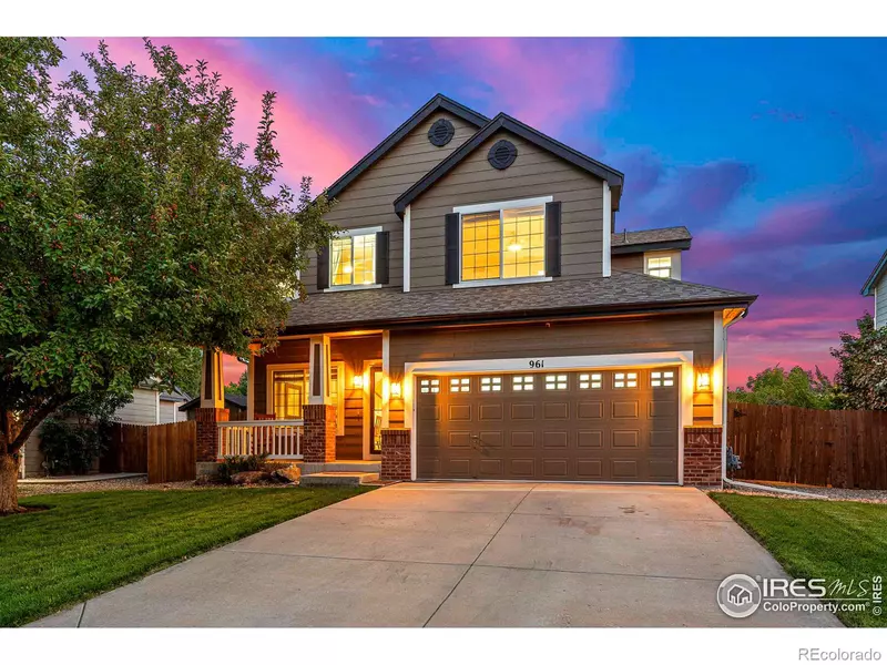 961 Sparrow Hawk DR, Longmont, CO 80504