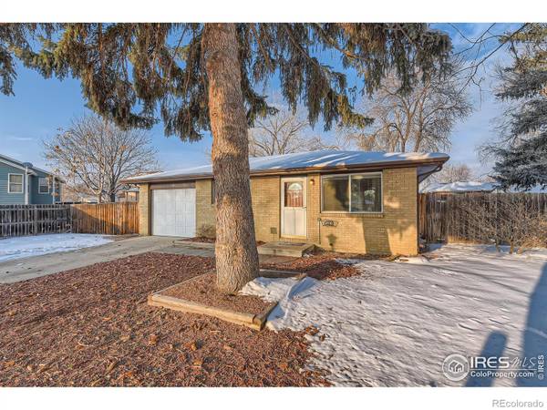 34 Alpine PL, Longmont, CO 80504