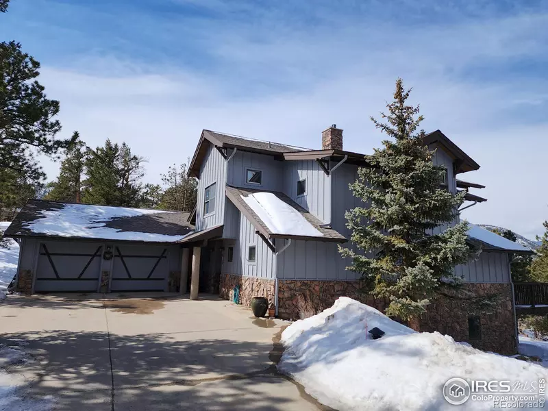 2619 Ridge LN, Estes Park, CO 80517