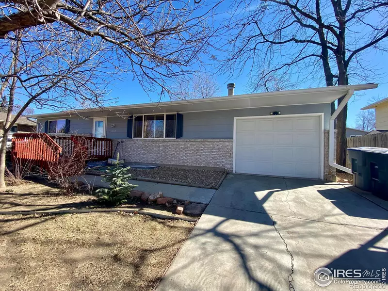 1332 Torreys Peak DR, Longmont, CO 80504