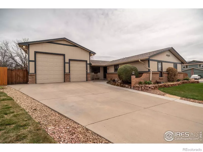 13157 Saint Paul CIR, Thornton, CO 80241