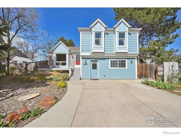 972 Clover CIR, Lafayette, CO 80026