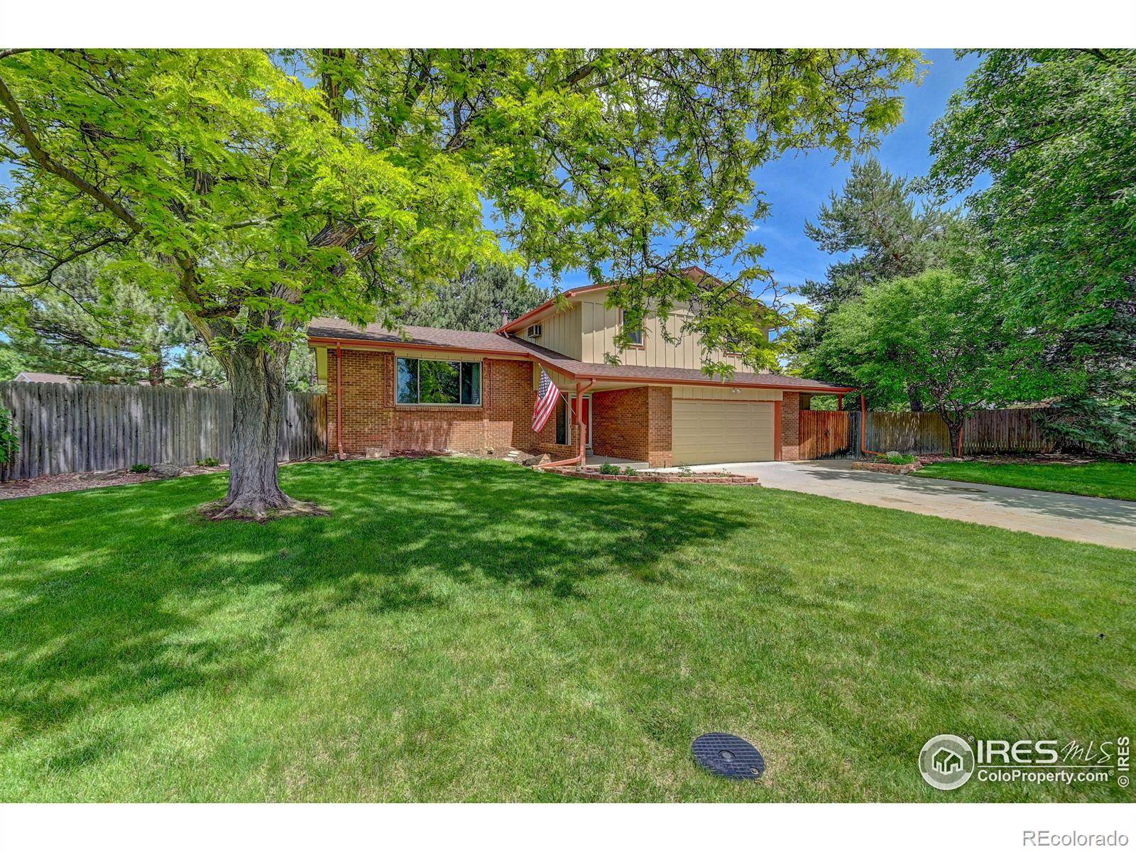 Arvada, CO 80005,7624 Moore CT