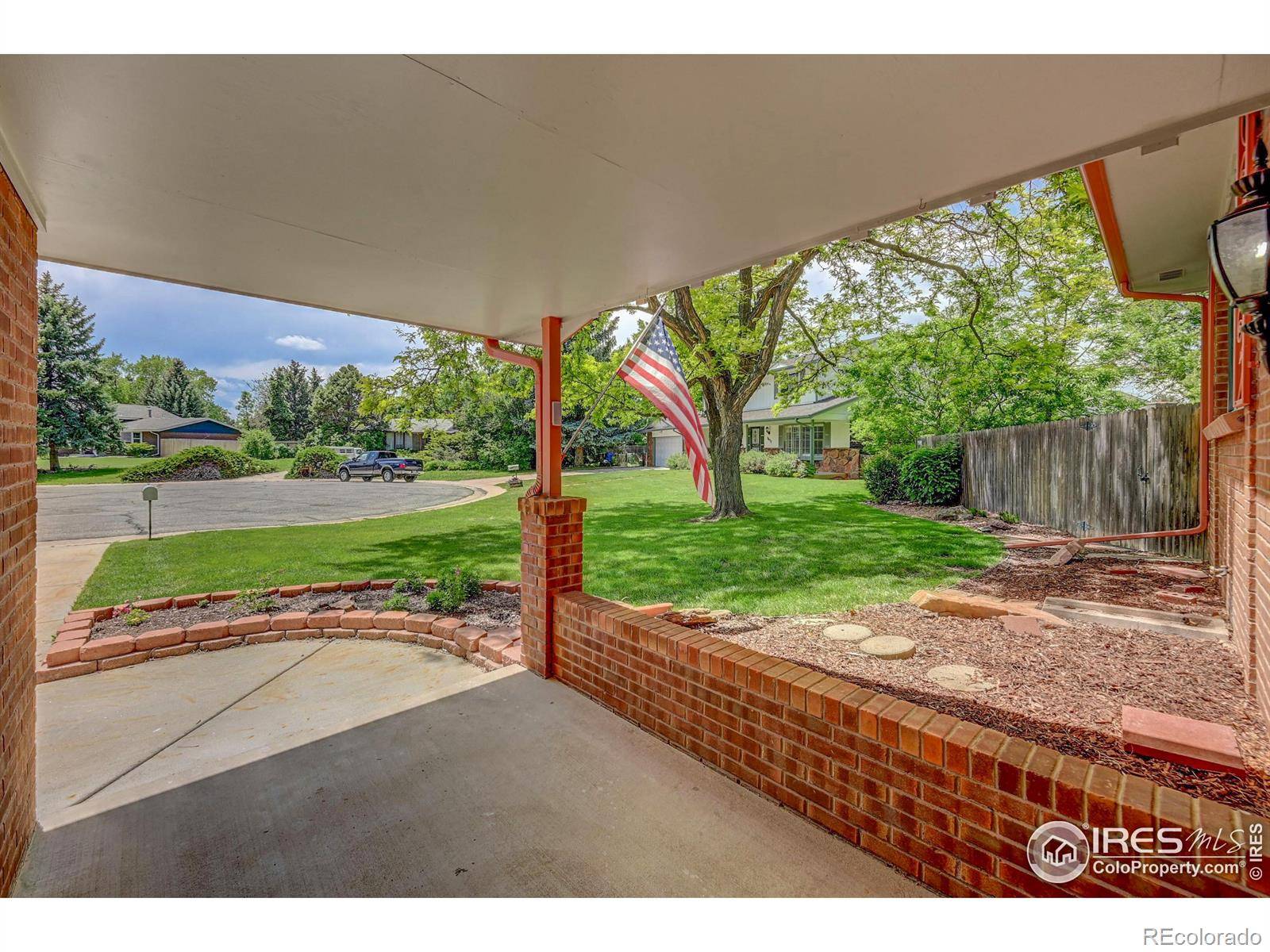 Arvada, CO 80005,7624 Moore CT