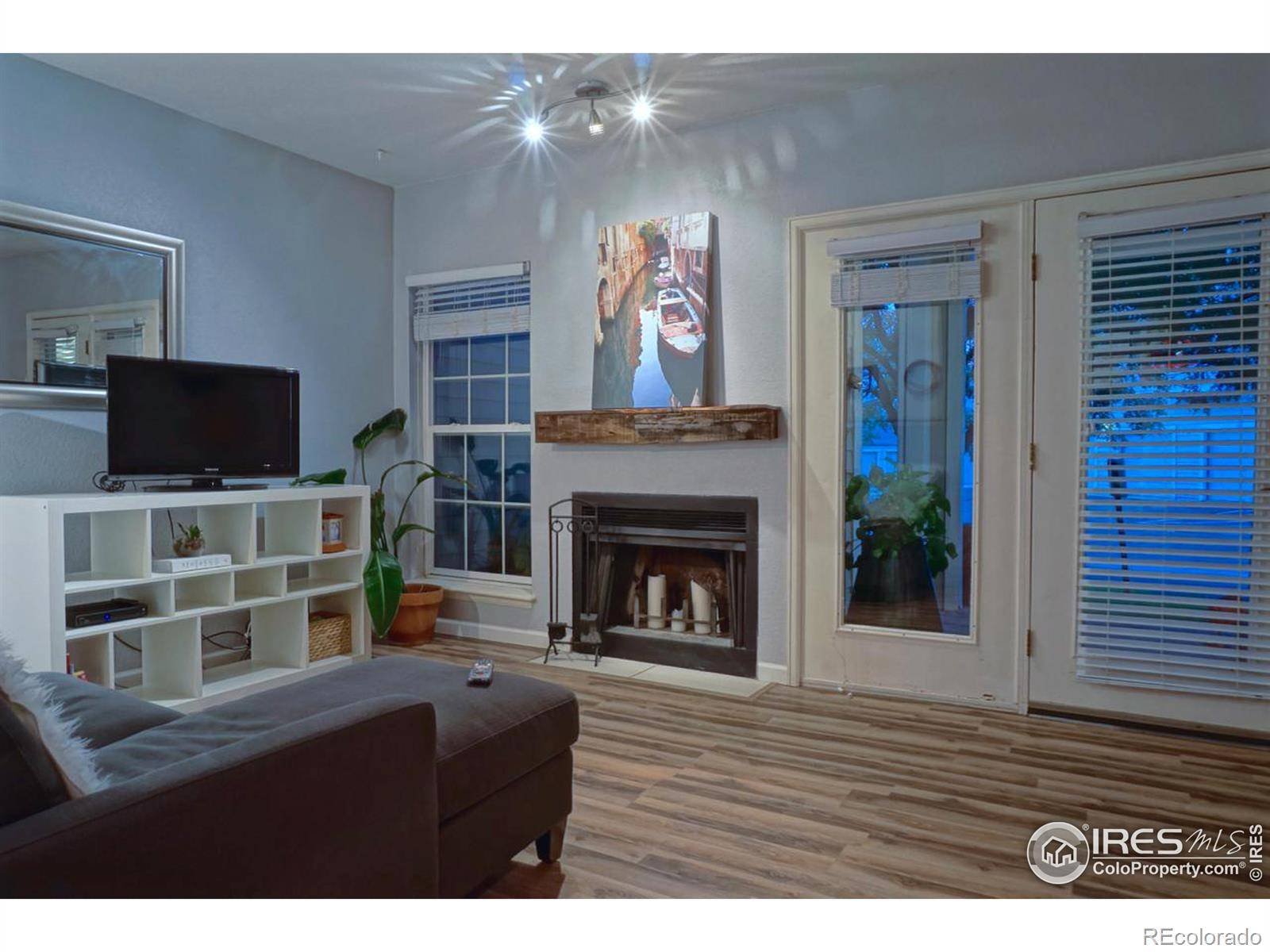 Boulder, CO 80301,7430 Singing Hills CT