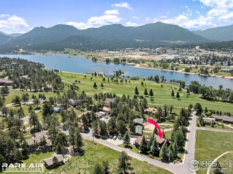 1010 Pine LN, Estes Park, CO 80517