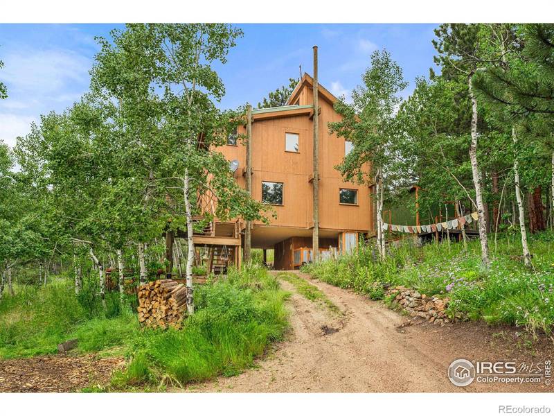 198 Range RD, Nederland, CO 80466