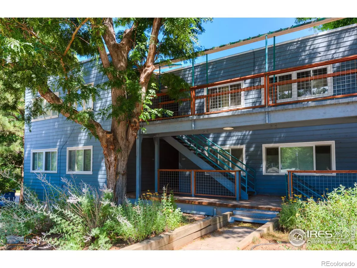 Boulder, CO 80305,1534 Bradley DR