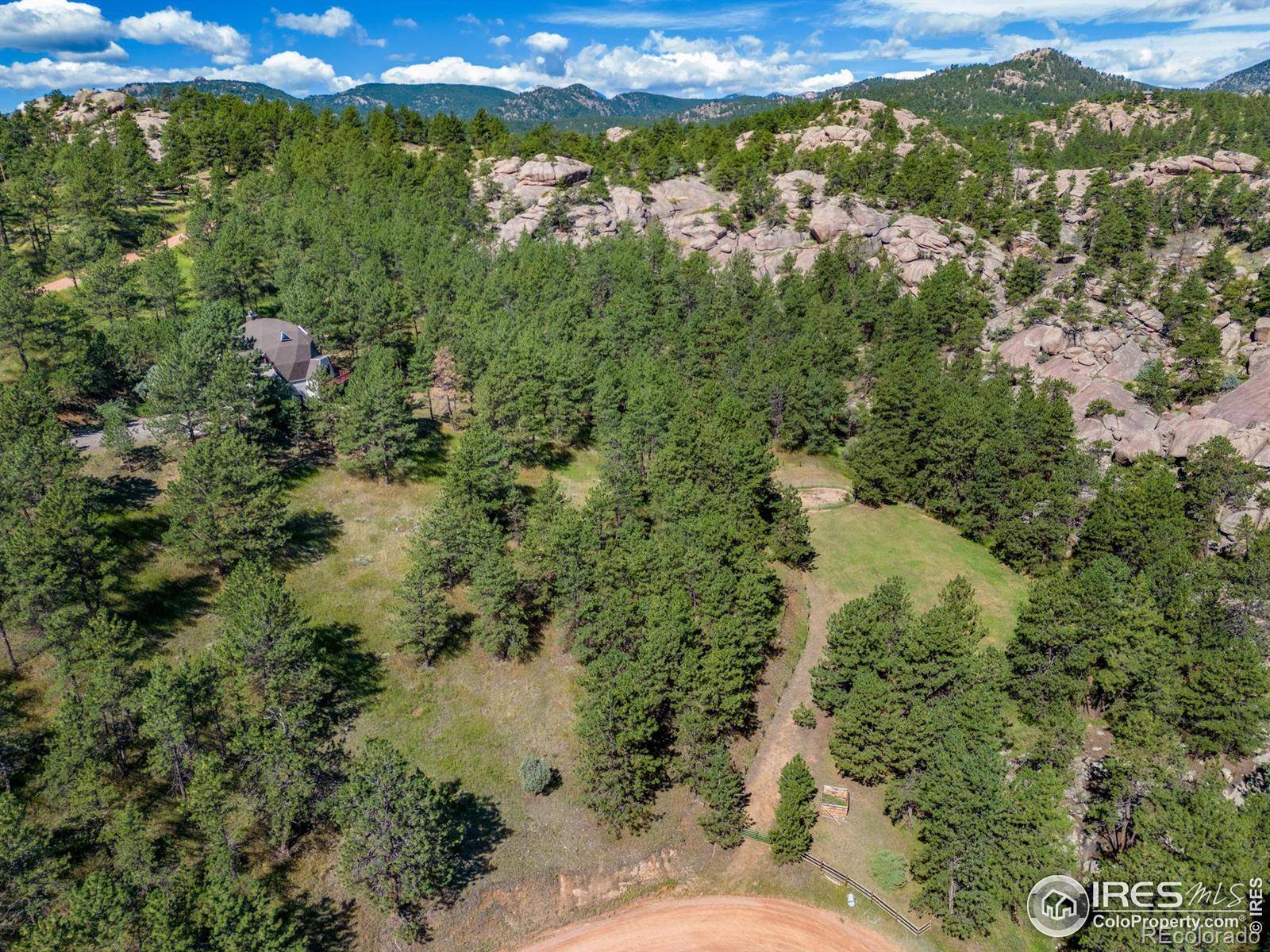 1045 Colard LN, Lyons, CO 80540
