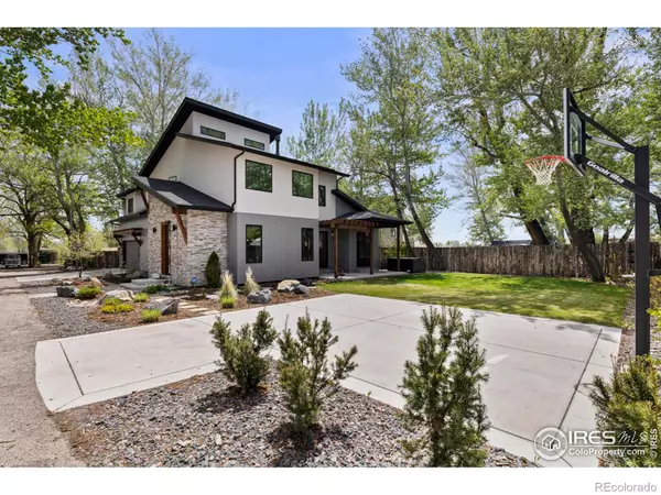 Fort Collins, CO 80521,528 1/2 N Overland TRL