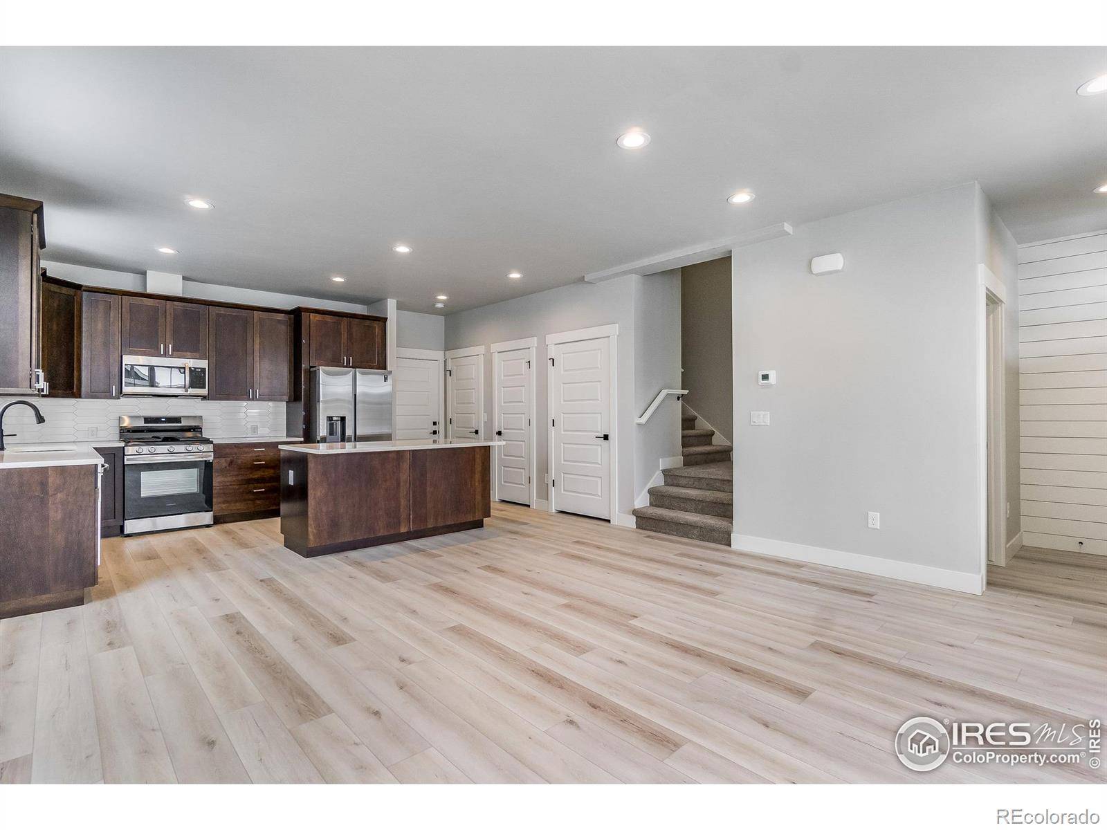 Berthoud, CO 80513,307 Gray Jay CT