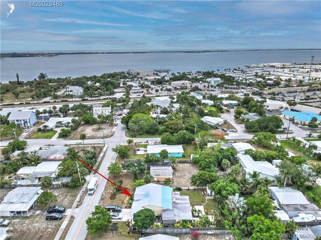 Jensen Beach, FL 34957,1678 NE Sunview TER