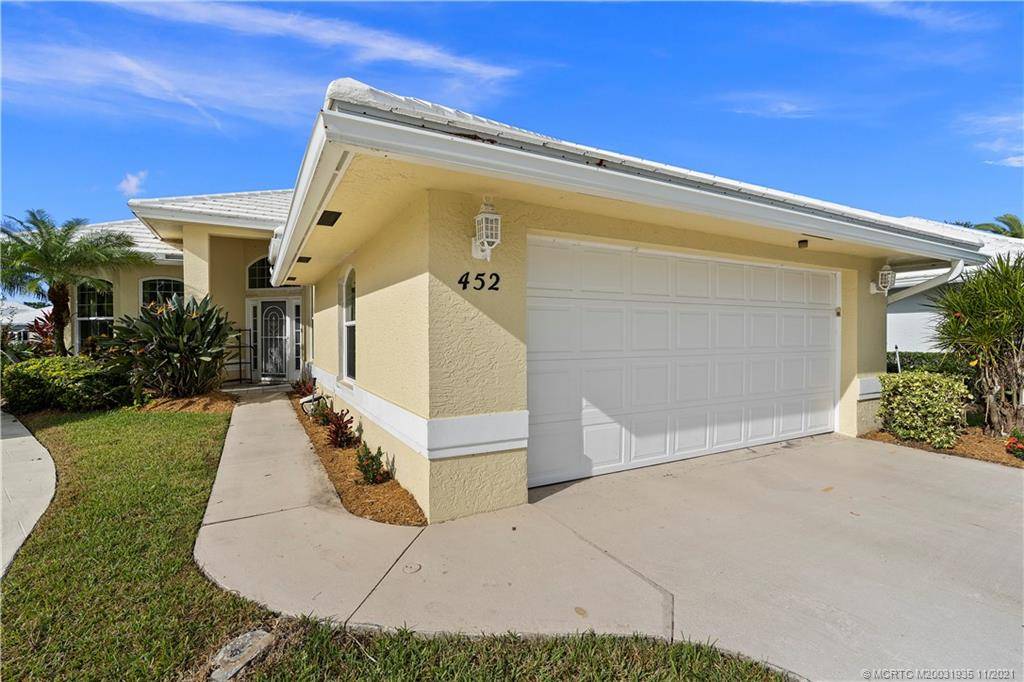 Port Saint Lucie, FL 34986,452 SW Fairway LNDG