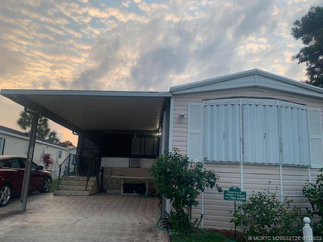 7079 42nd DR #1202, West Palm Beach, FL 33404