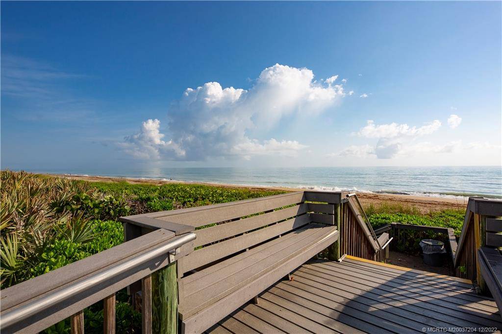 Stuart, FL 34996,484 NE Plantation RD #4108