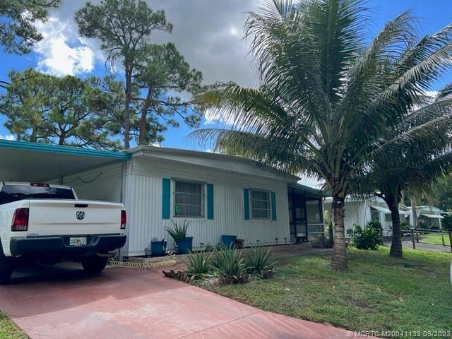 6442 S Guava LN, Lantana, FL 33462