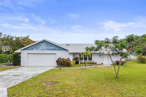 7975 SE Palm ST, Hobe Sound, FL 33455