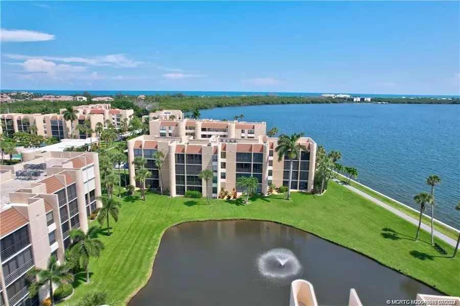 3442 NE Causeway BLVD #302, Jensen Beach, FL 34957