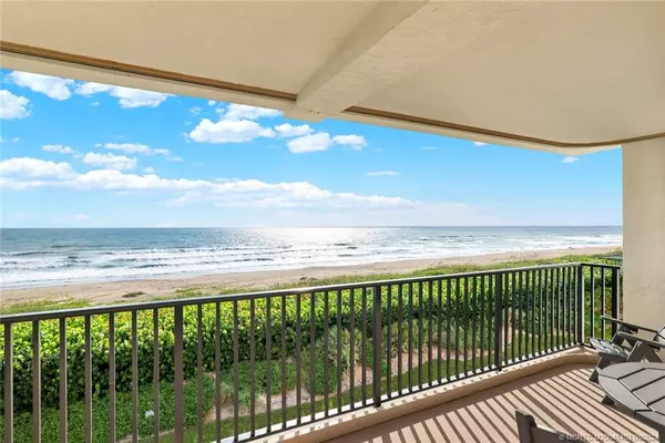 Jensen Beach, FL 34957,10044 S Ocean DR #402