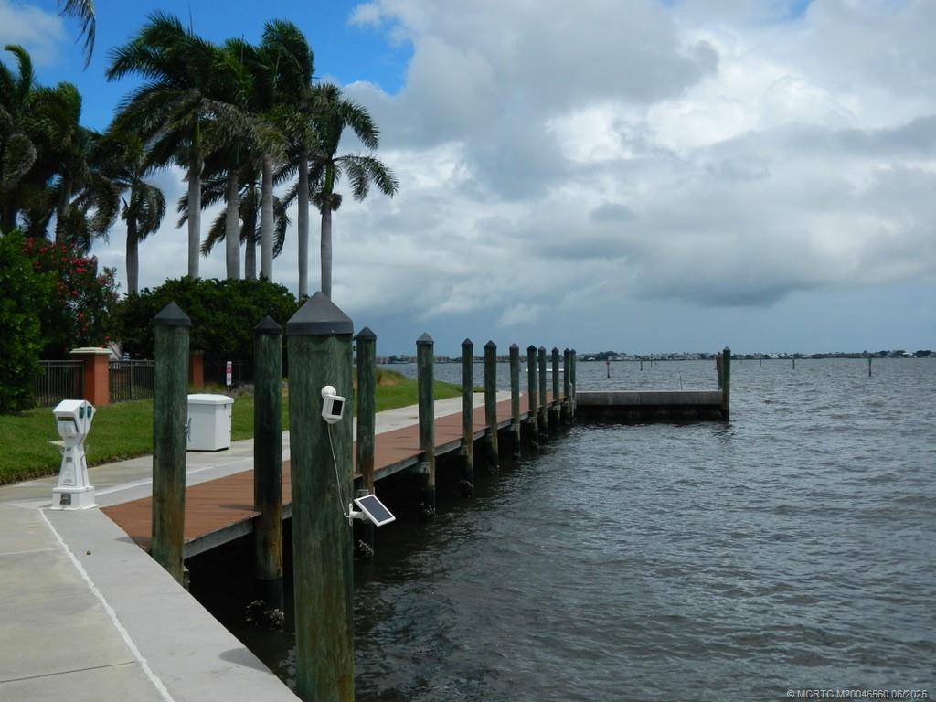 Jensen Beach, FL 34957,1405 NE INDIAN RIVER DR ##23