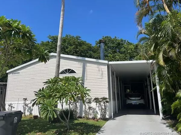 35 Plantation BLVD, Lake Worth, FL 33467