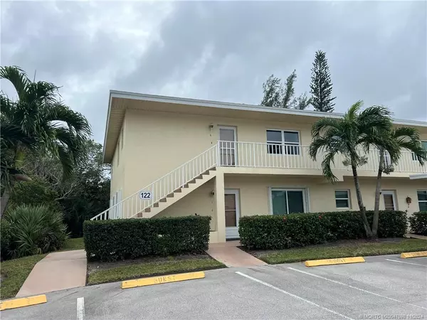 2950 SE Ocean BLVD #122-5, Stuart, FL 34996