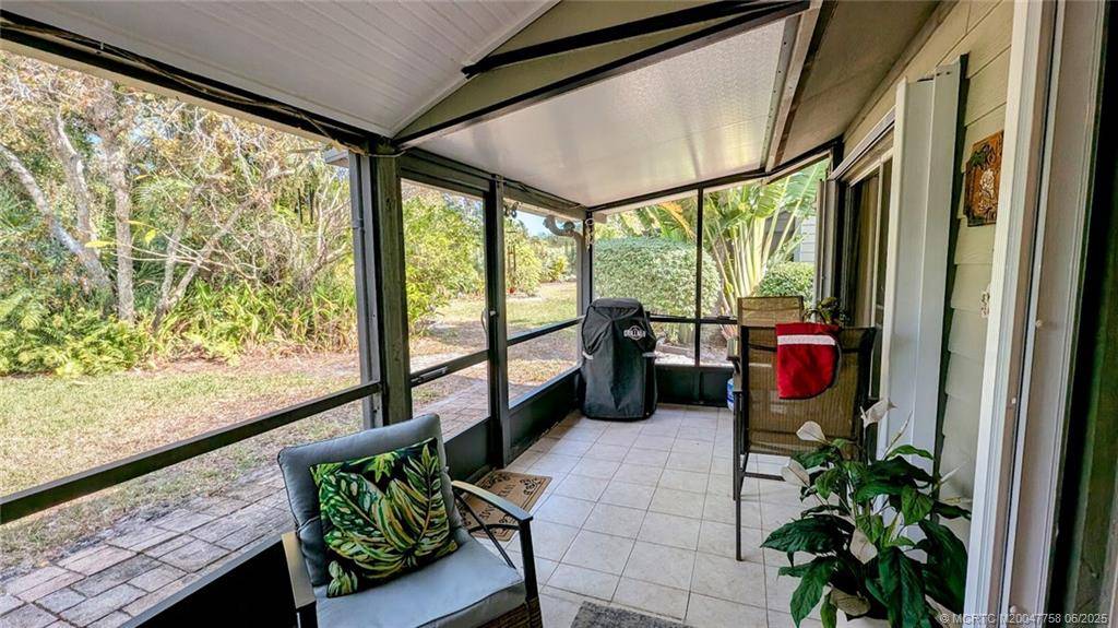 Jensen Beach, FL 34957,907 NE Sandalwood PL