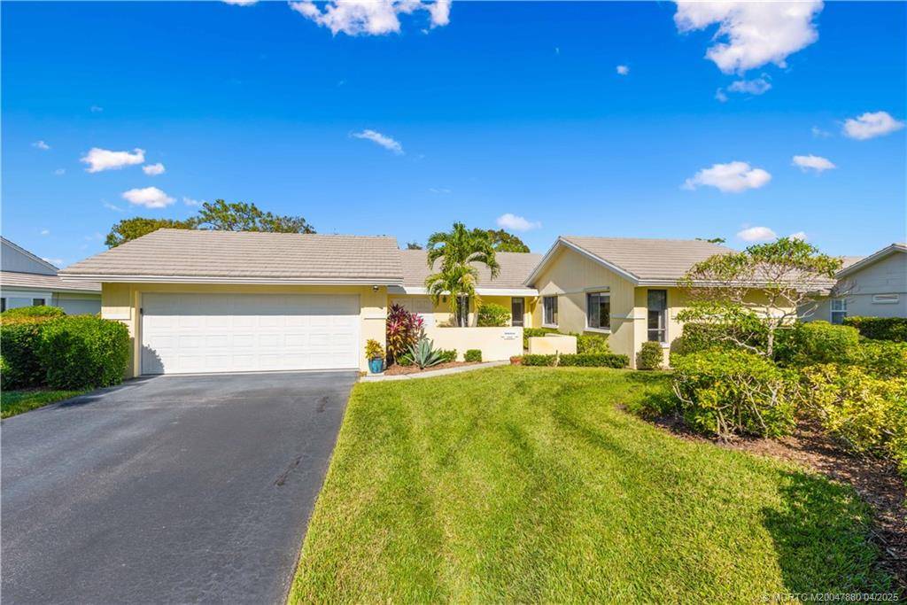 Palm City, FL 34990,2106 NW Greenbriar LN