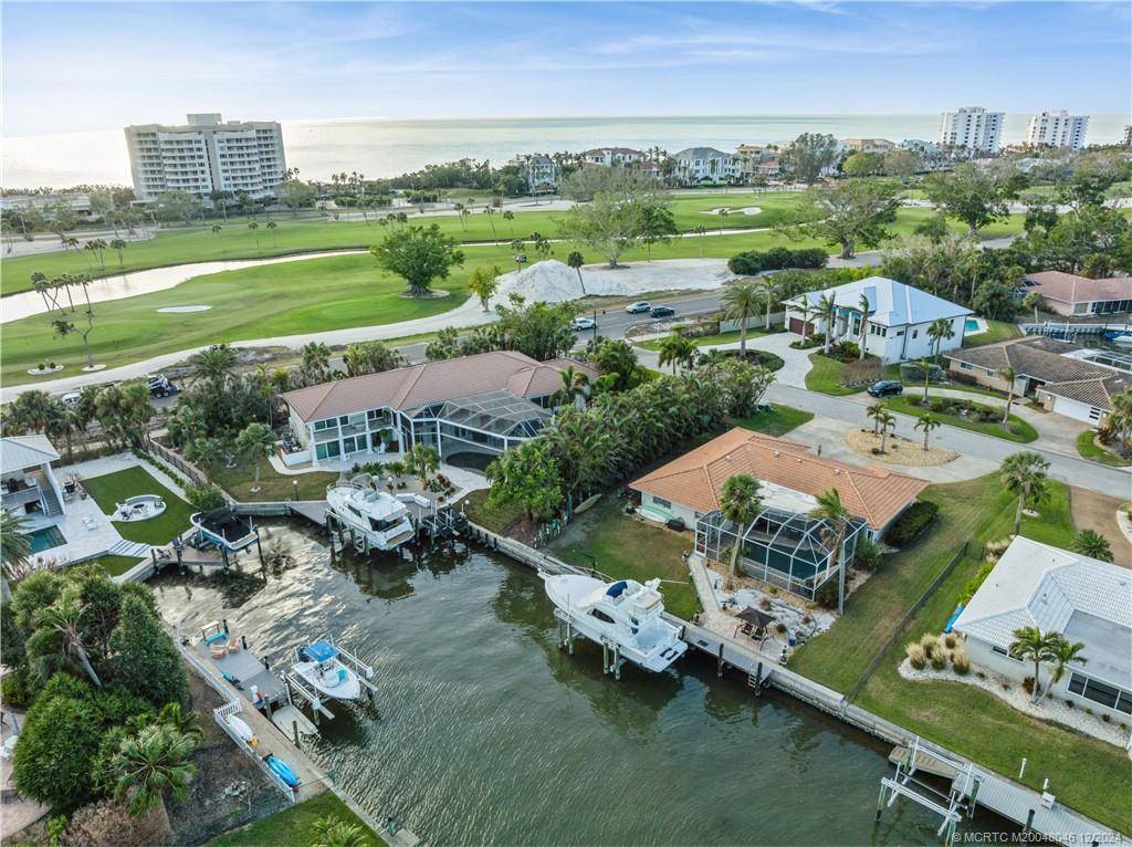 Longboat Key, FL 34228,512 Gunwale LN