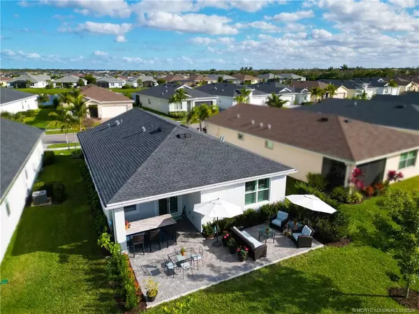 Port Saint Lucie, FL 34984,596 Mulberry WAY SE