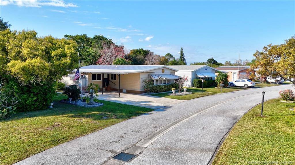Port Saint Lucie, FL 34952,8561 Florence DR