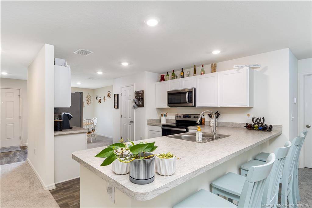 1643 SE Ocean LN, Port St Lucie, FL 34983