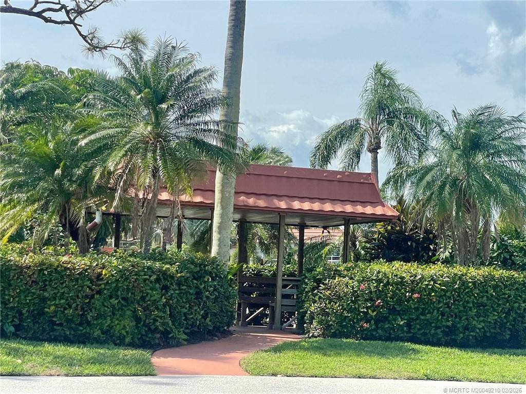 Stuart, FL 34996,2600 SE Ocean BLVD #G9