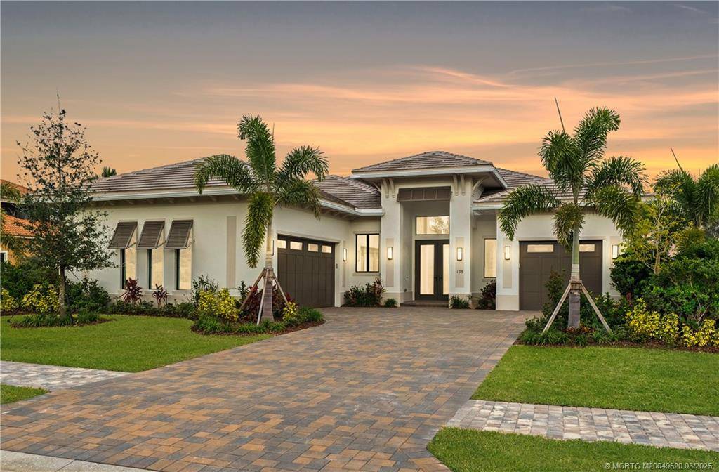 109 SE Via Verona, Port Saint Lucie, FL 34984
