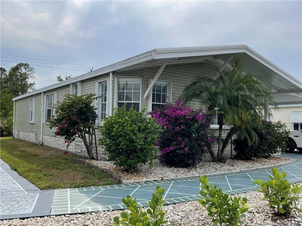 16320 SW Indianwood CIR, Indiantown, FL 34956