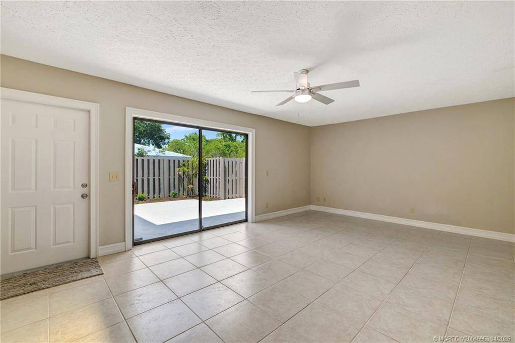 Stuart, FL 34994,816 NW 10th TER