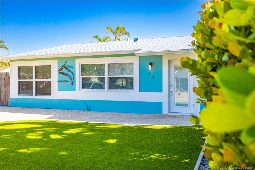 Jensen Beach, FL 34957,113 N Las Olas DR