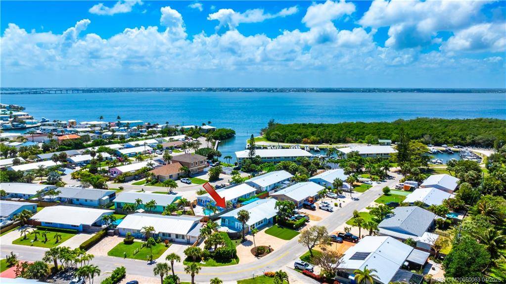 Jensen Beach, FL 34957,113 N Las Olas DR