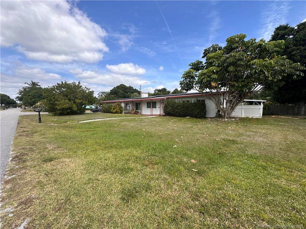 Fort Pierce, FL 34982,1708 York CT