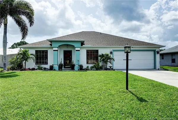 487 NE Pecos WAY, Jensen Beach, FL 34957