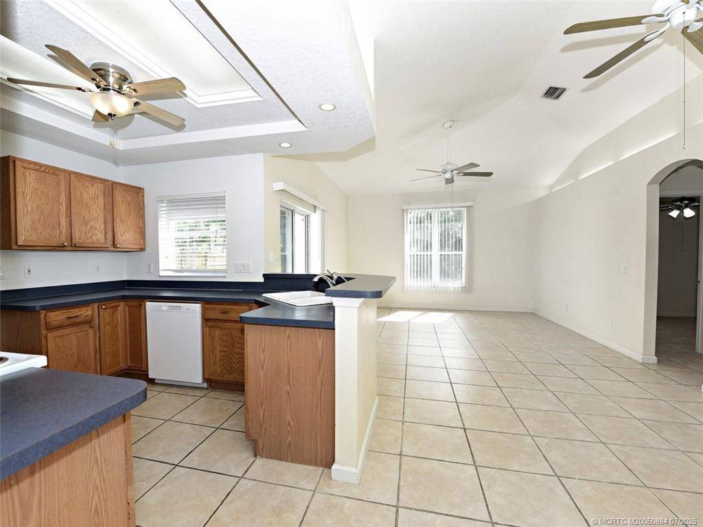 Port St Lucie, FL 34986,5266 NW East Delwood DR