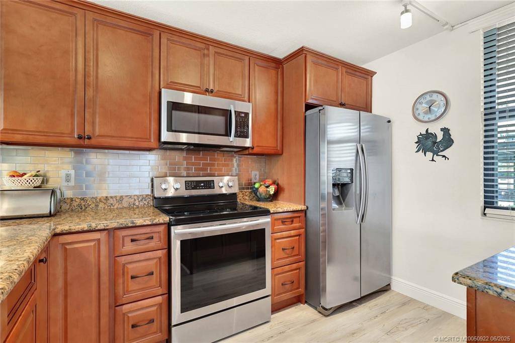 Stuart, FL 34994,1950 SW Palm City RD #6102