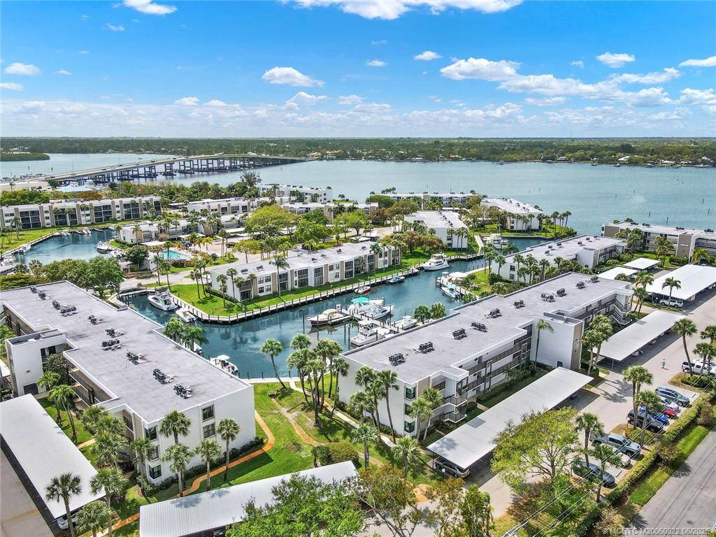 Stuart, FL 34994,1950 SW Palm City RD #6102