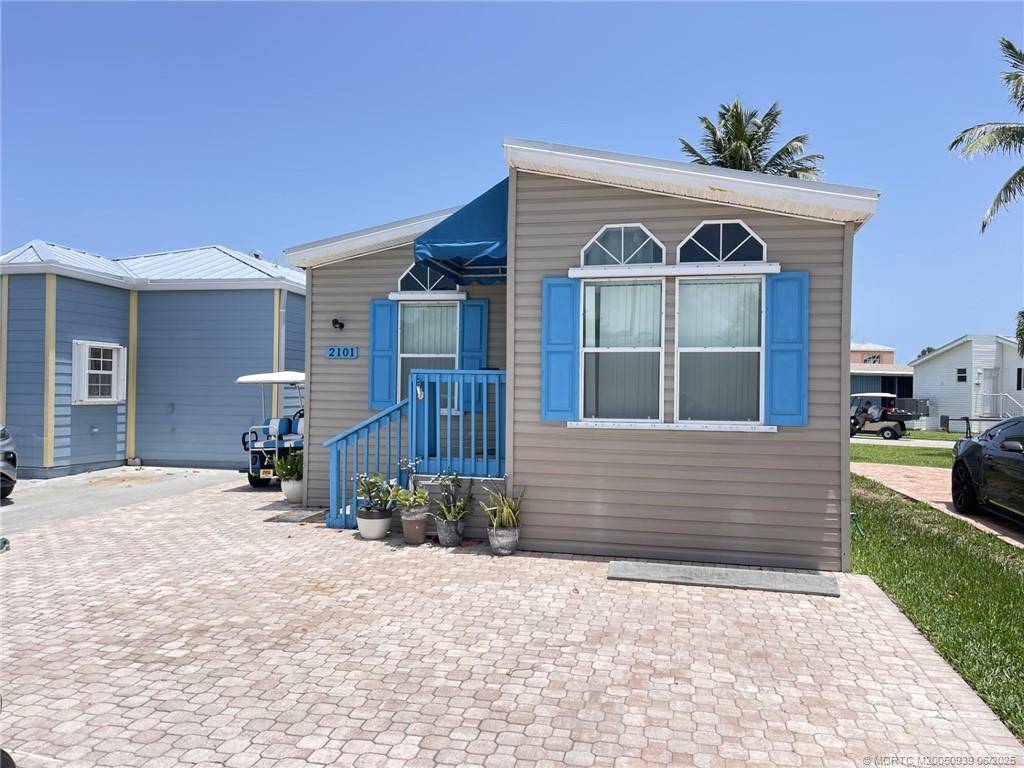 2101 Nettles BLVD, Jensen Beach, FL 34957
