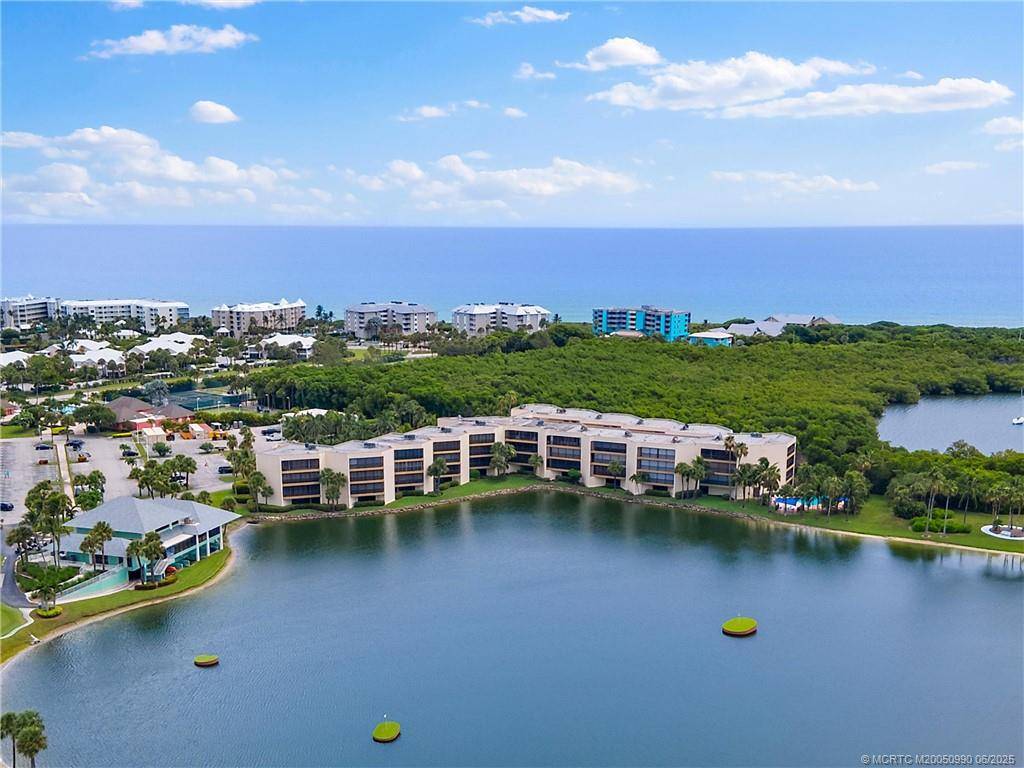 221 NE Plantation RD #303, Stuart, FL 34996